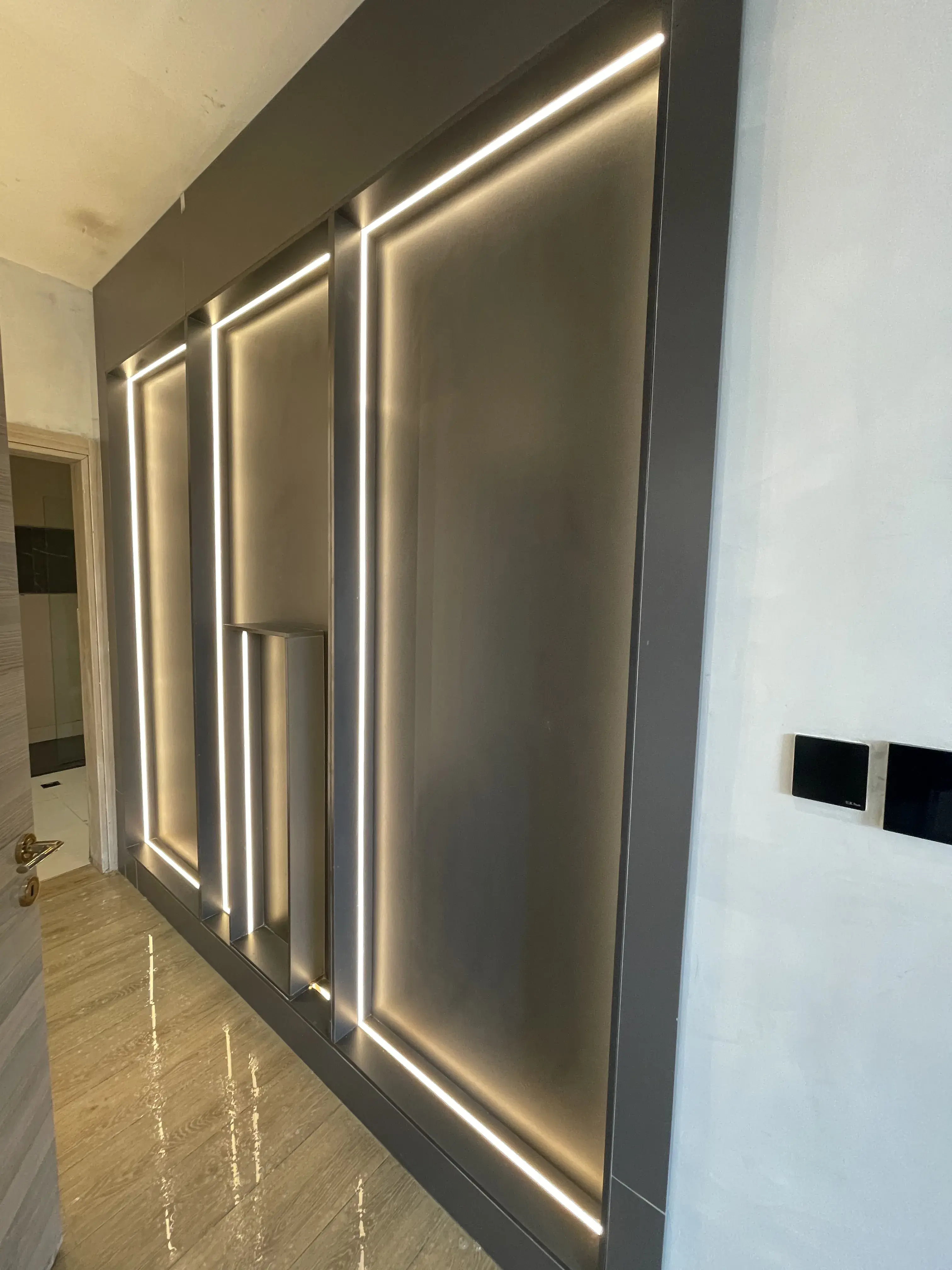 Luxury Walk-in Closet - Image 2