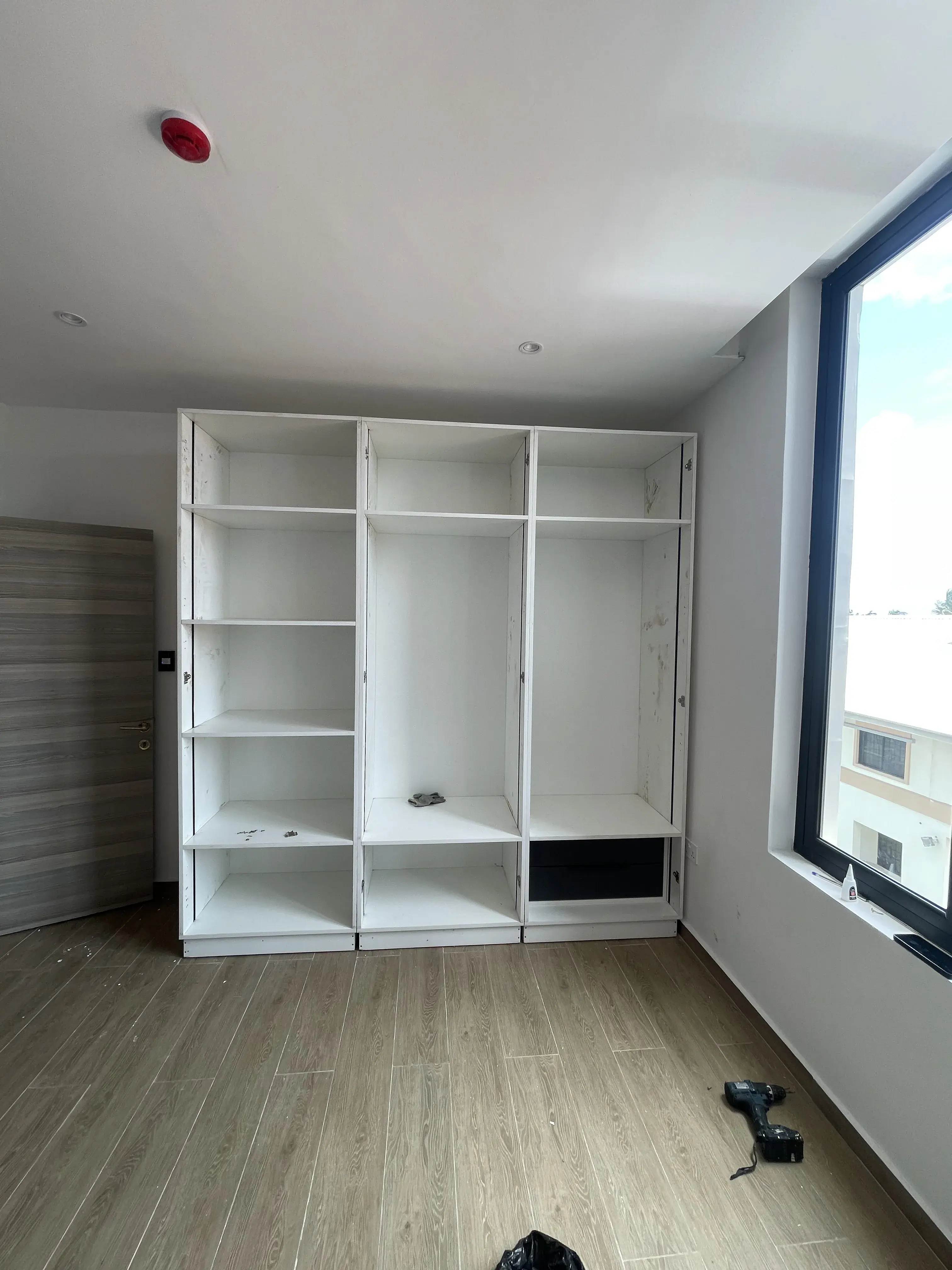 Luxury Walk-in Closet - Image 8